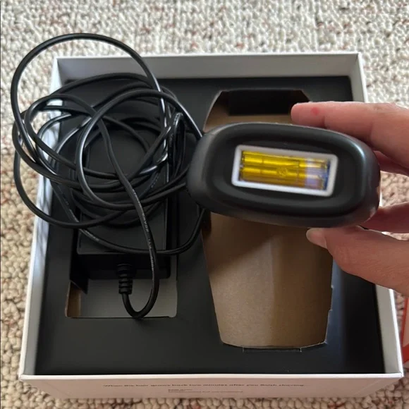 Nood The Flasher 2.0 IPL Hair Removal Device - Picture 3 of 4